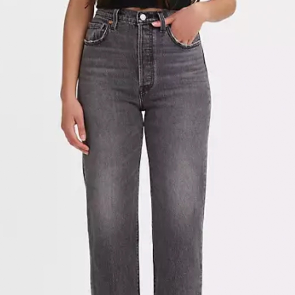 Levis Ribcage Straight Ankle Jeans